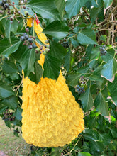 Lade das Bild in den Galerie-Viewer, ETTU crinkle bag - Gelb