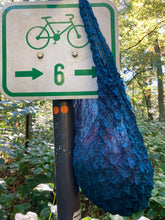 Lade das Bild in den Galerie-Viewer, ETTU crinkle bag - Petrol